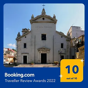 https://lontano-dal-caos-a-due-passi-dal-mare.sicilyhotelsitaly.net