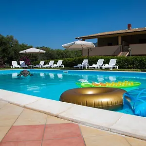 https://residence-costa-tirrena.sicilyhotelsitaly.net